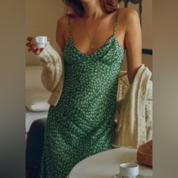 Rouje Dresses & Skirts - Rouje Green Floral Spaghetti Strap Midi Dress Size 4